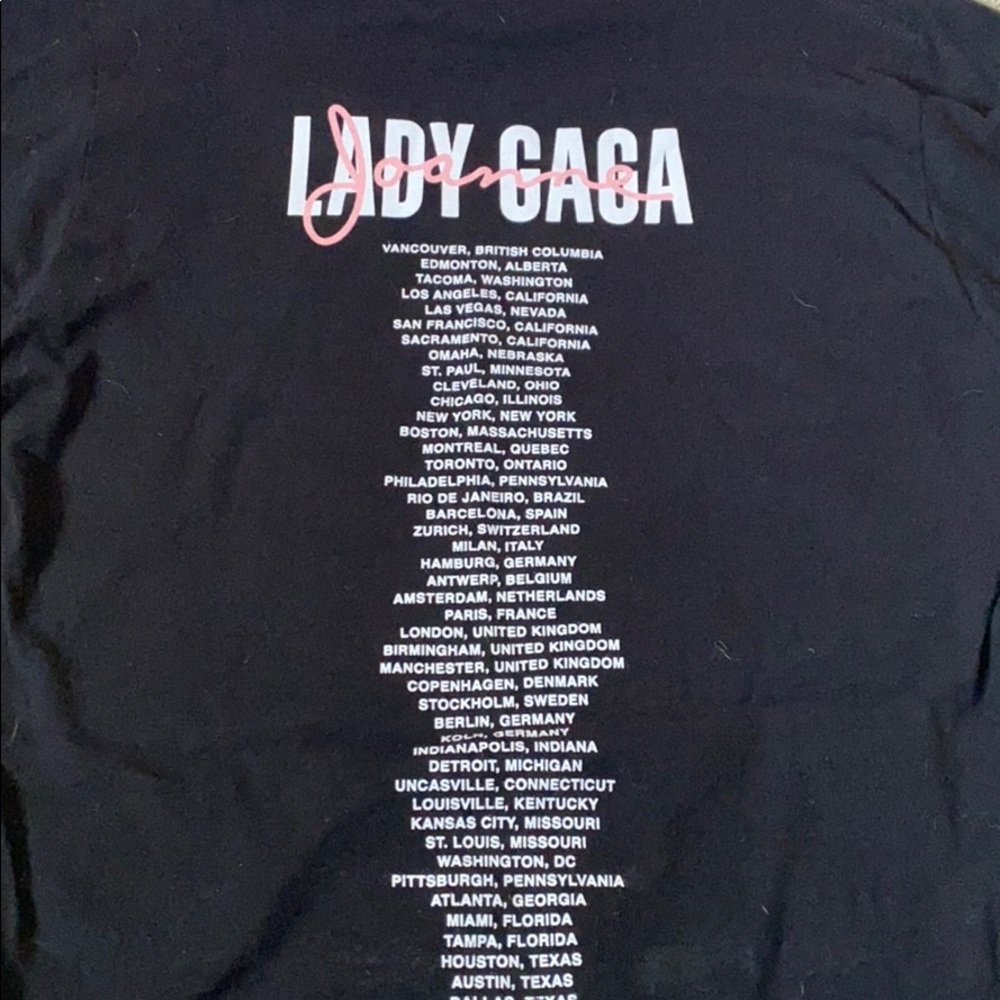 Graphic tee - Picture 2 of 3